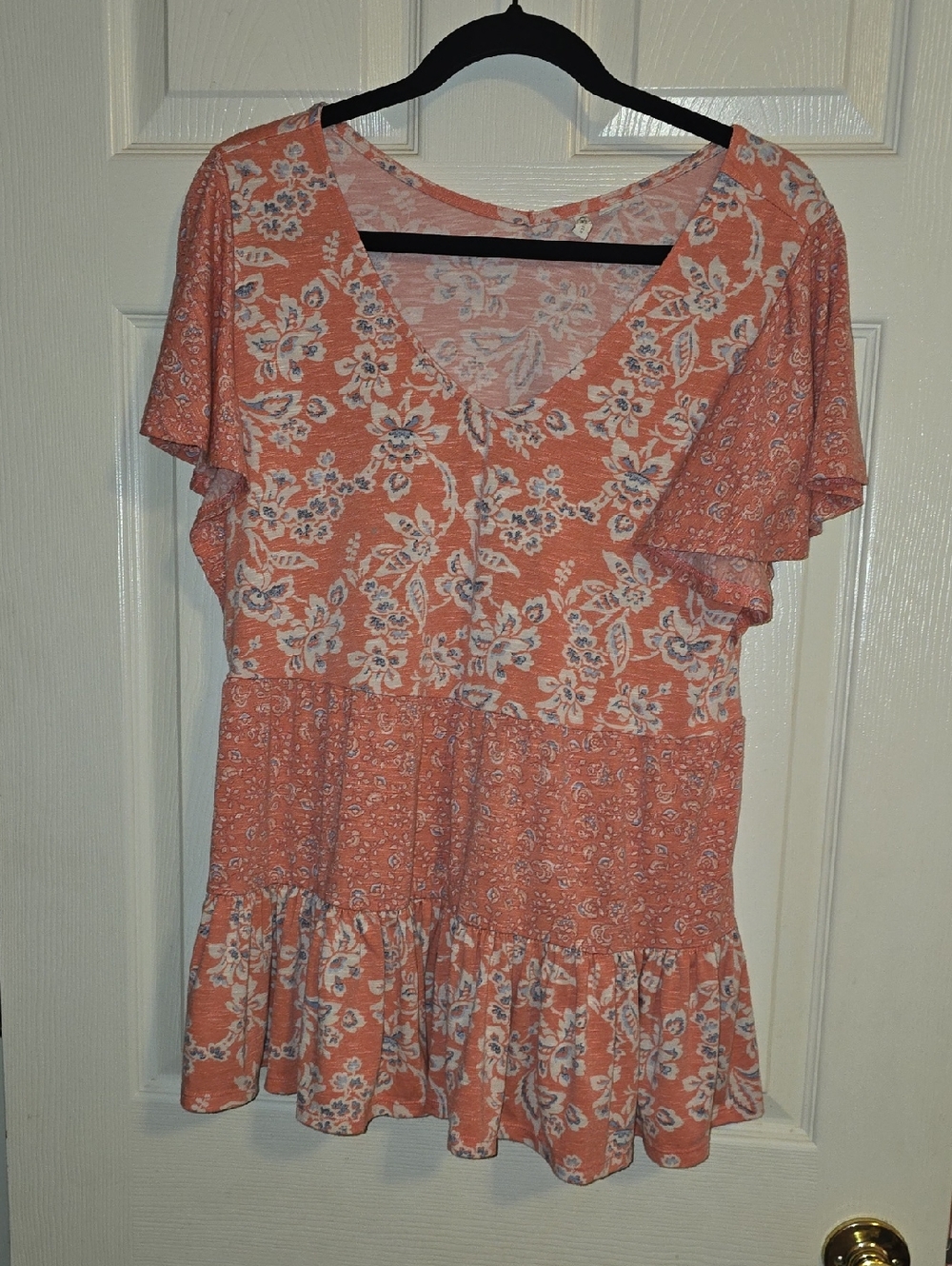 Women's Coral Floral V-Neck Top